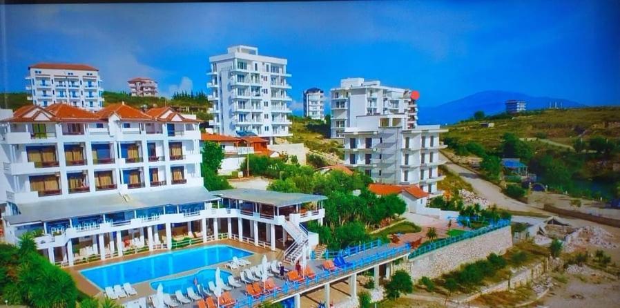 Sadet'S Penthouse Saranda Lejlighed Eksteriør billede