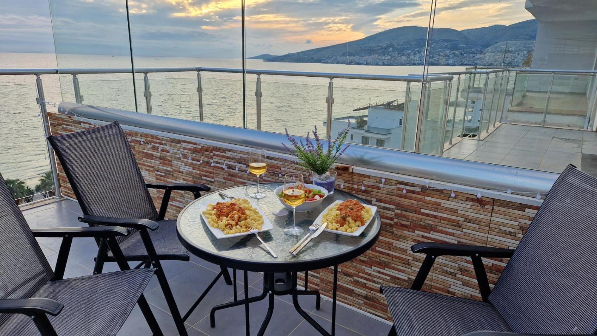 Sadet'S Penthouse Saranda Lejlighed Eksteriør billede